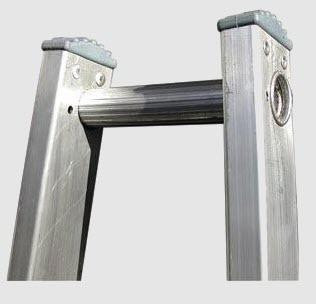 J.Racenstein Ladder Top 06ft Open Metallic Ladder Mfg. Corp., close-up view of the metallic ladder top with a cylindrical metal support connecting two vertical aluminum rails.