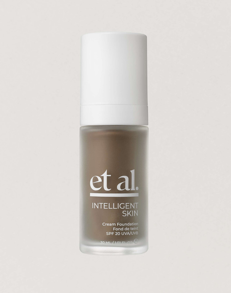 Intelligent Skin Cream Foundation SPF20 - 240N