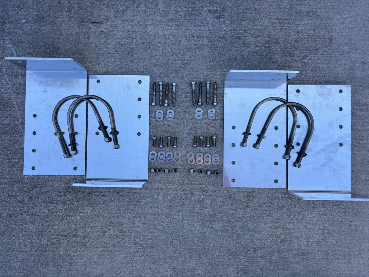 Light Duty Adjustable Z Bracket Kit, set of 2