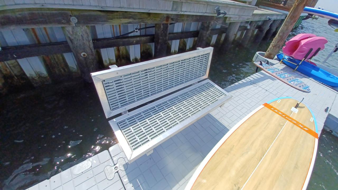 Snap Dock Bench