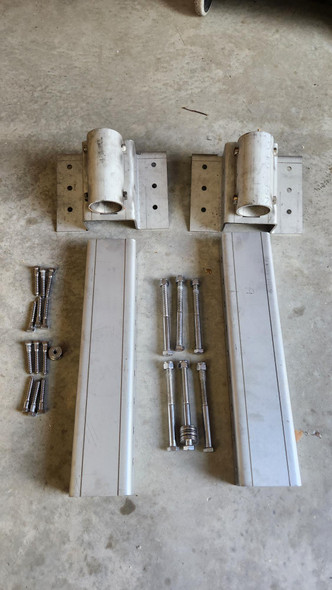 Xpress® Floating Dock Mounting Kit - front mount only