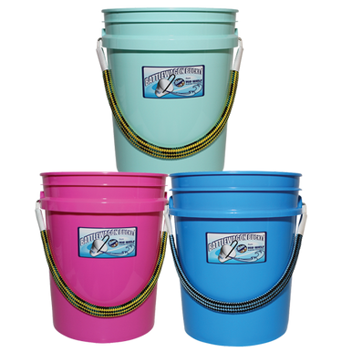 Battlewagon Bucket - 5 Gallon Carolina with Blue Camo Handle