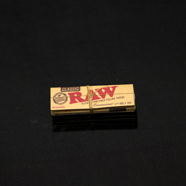 RAW Connoisseur Rolling Papers w/ Filter Tips Sarasota Bradenton Florida