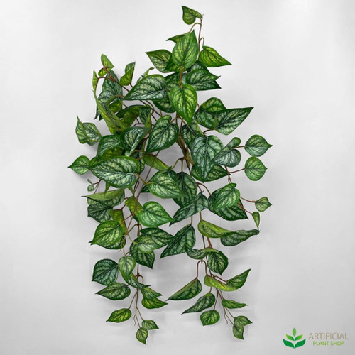 artificial trailing bush with variegated colours