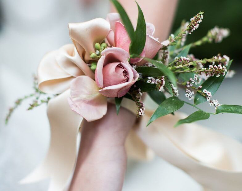 What Can Bridesmaids Carry Instead Of Flowers? Artificial Plant Shop