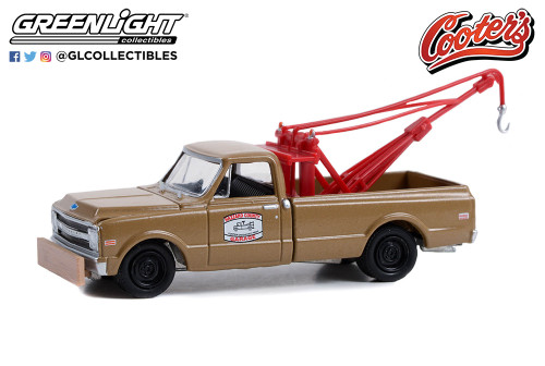 1:64 Die-Cast Cooter’s 1970 Chevy Brown Tow Truck (Exclusive) Limited Edition 1:64 Die-Cast Cooter’s 1970 Chevy Brown Tow Truck (Exclusive) Limited Edition