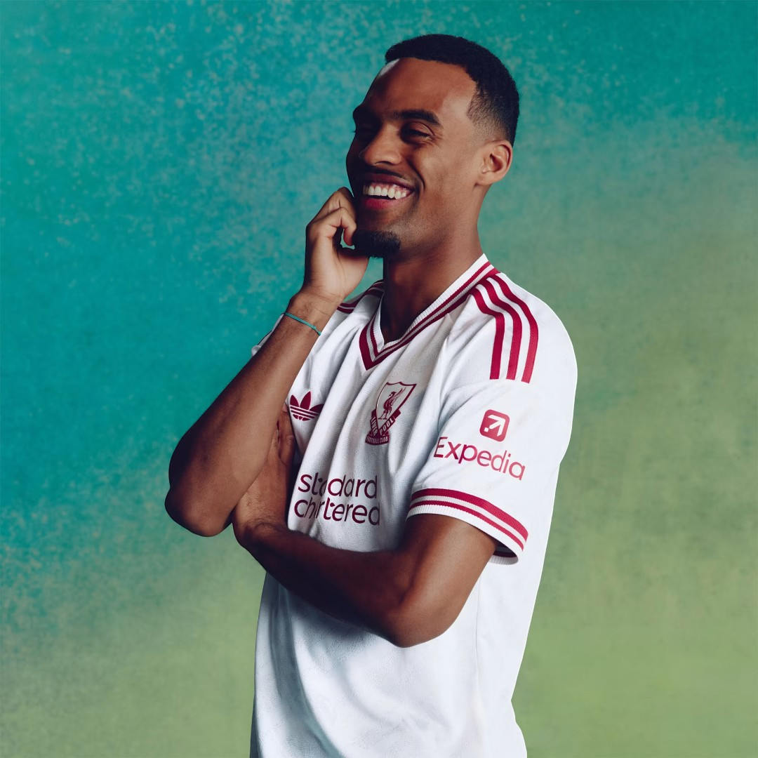 Liverpool 26/27 Authentic Men's Away Shirt