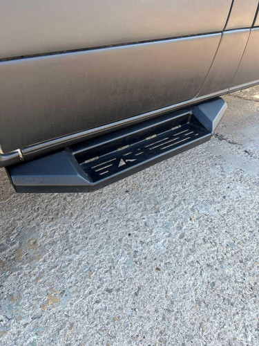 Touring Side Steps – Sprinter 2007+: Quality Side Steps