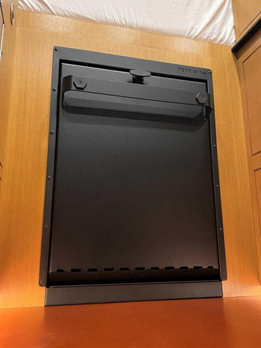 Tetravan Folding Shower 2.1 with Magnetic Curtain Tetravan Folding Shower 2.1 with Magnetic Curtain