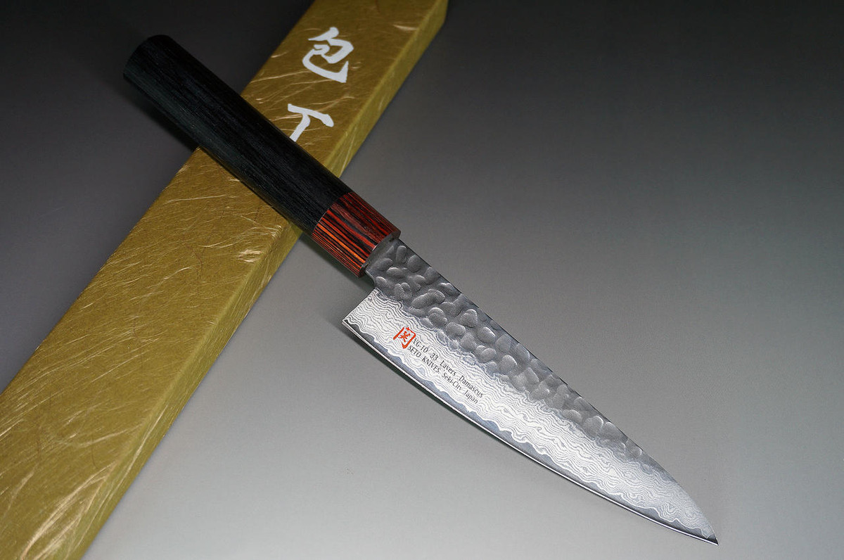 Iseya I-series 33 Layer VG-10 Damascus Hammered Japanese Chefs Santoku Knife 135mm