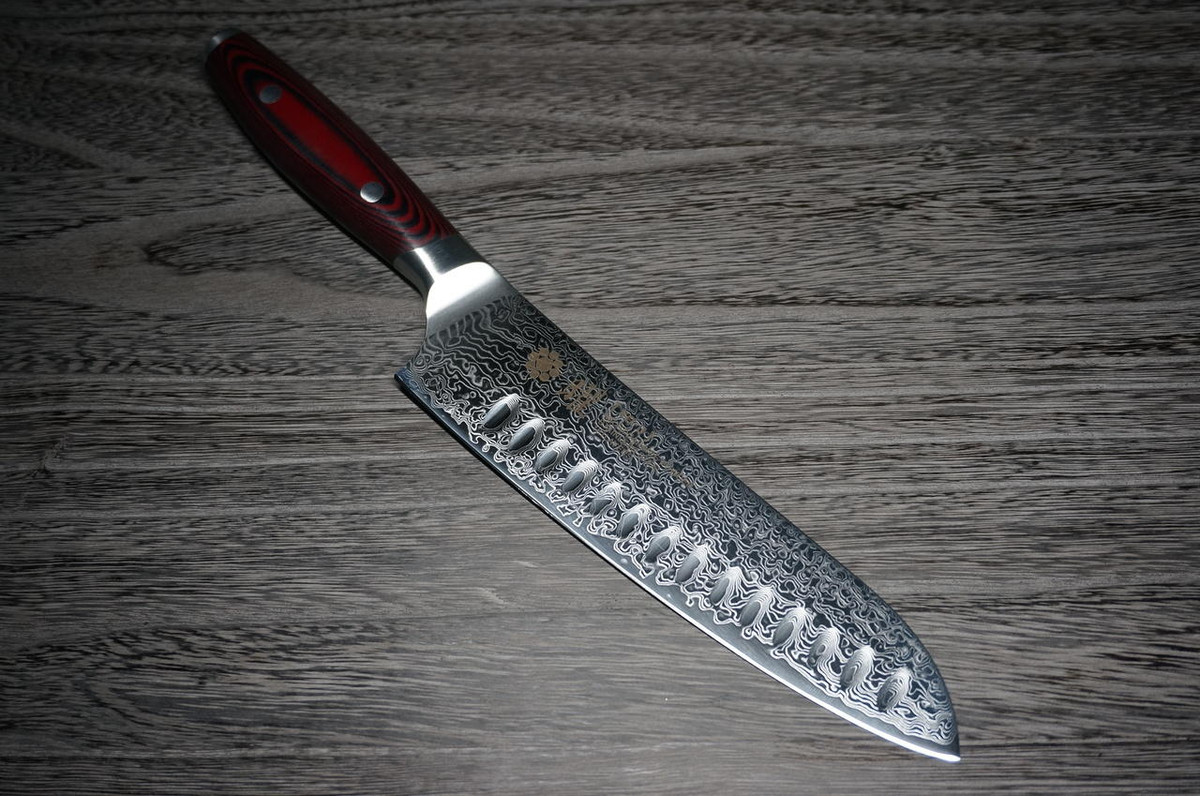 Yaxell YO-U 101-Layer SG2 Damascus Japanese Chefs Dimpled Santoku Knife 180mm