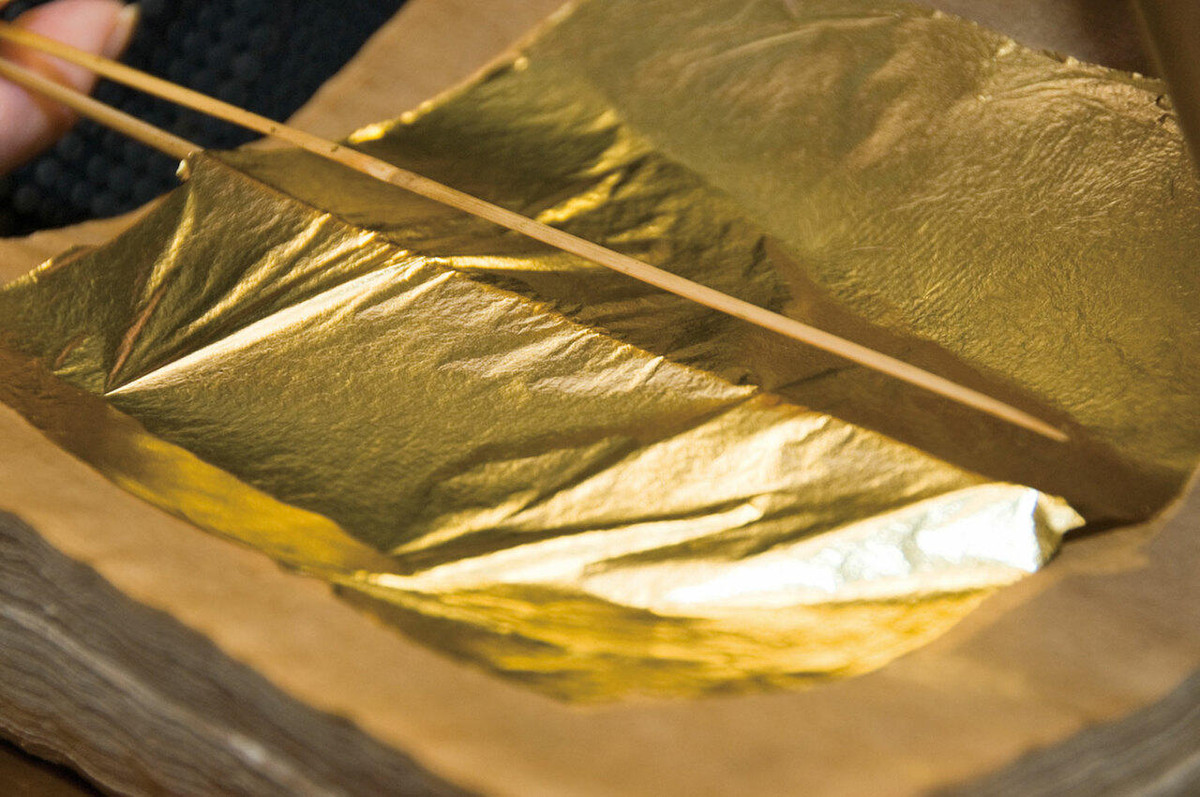 Saya Sheath with Genuine 24K Gold Star Stream YanagibaSashimi 330mm