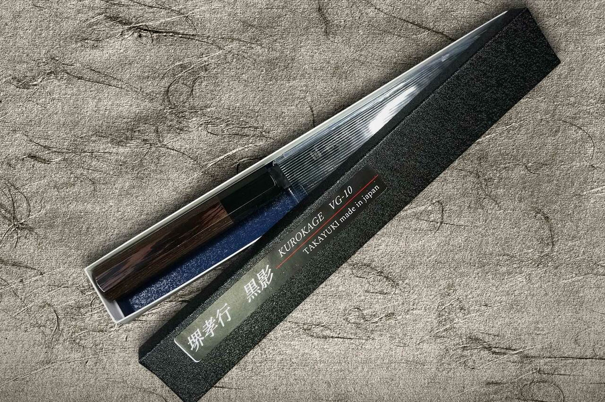Sakai Takayuki Non-Stick Coating VG10 Hammered WA KUROKAGE Japanese Chefs Petty KnifeUtility 150mm with Wenge Handle