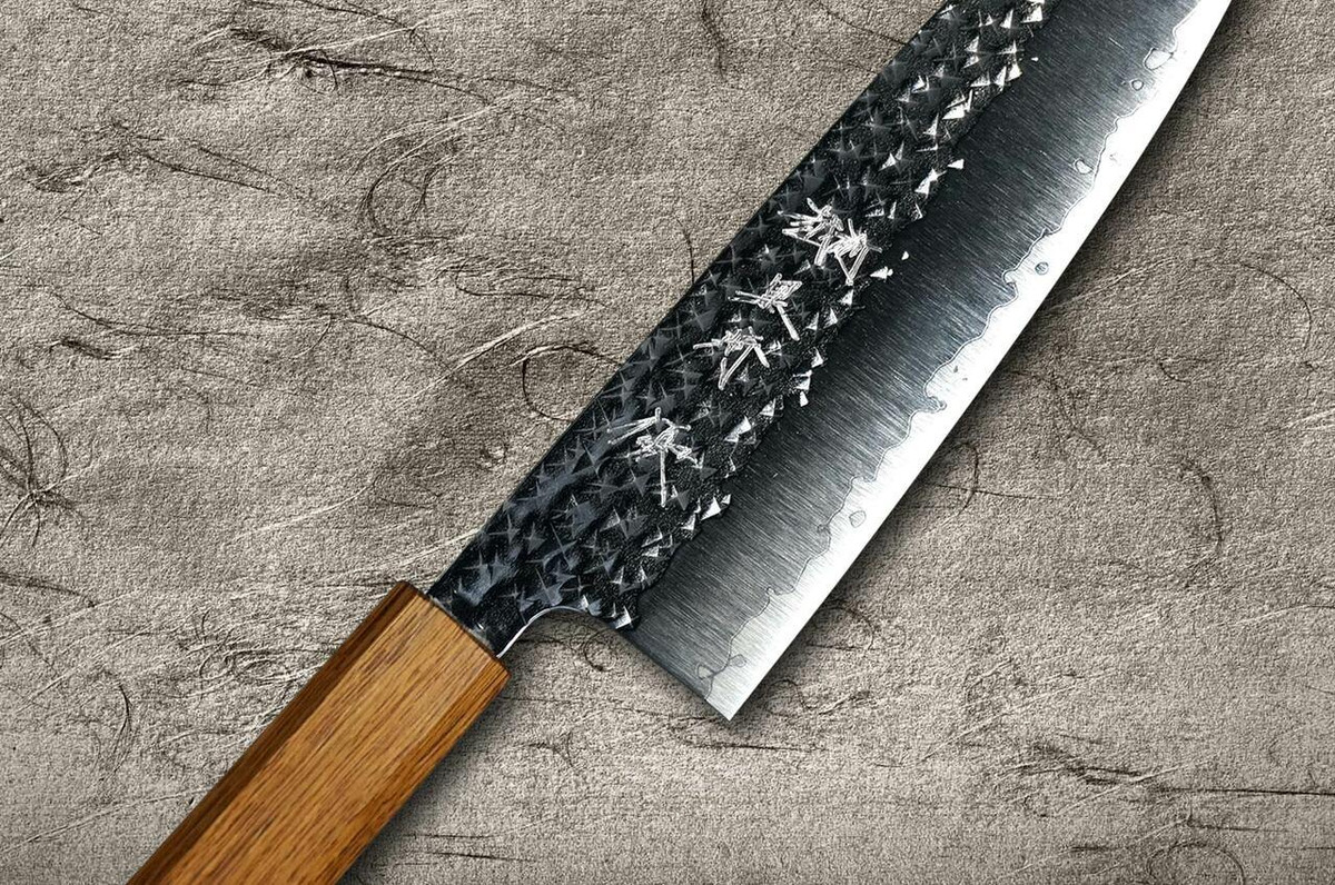 Yu Kurosaki R2SG2 Hammered SENKO WA OK8M Japanese Chefs Santoku Knife 170mm with Urushi Lacquered Oak Handle