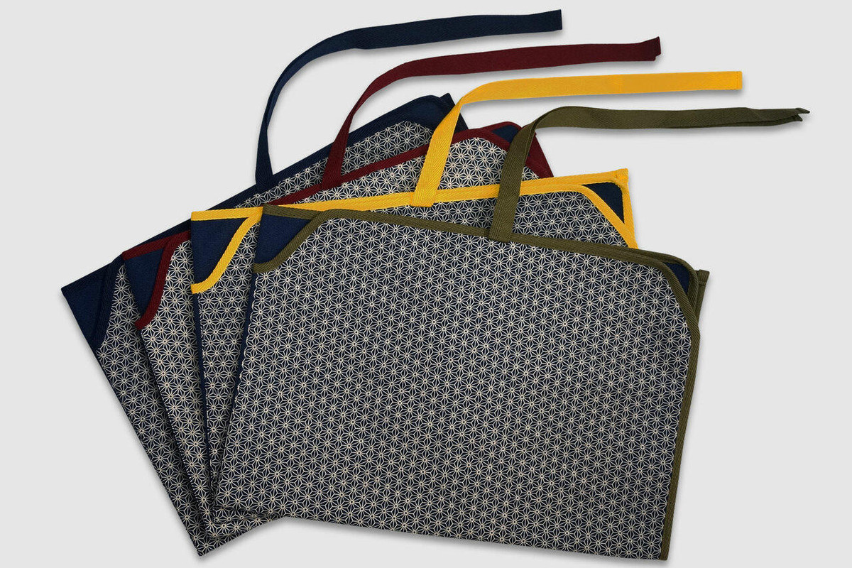 Japanese Style Knife Roll Hemp-Leaf Motif Indigo Large Gold Yellow Lace 5 Pockets