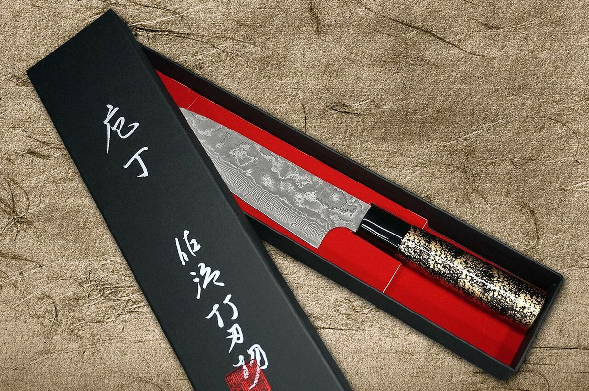 Takeshi Saji VG10 Black Damascus LC Japanese Chefs Santoku Knife 180mm with Black-Gold Japanese Urushi Lacquered Handle