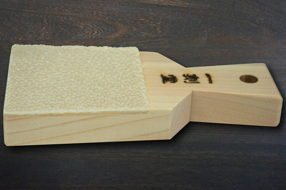 Japanese Grater with Shark Skin for Wasabi Middle