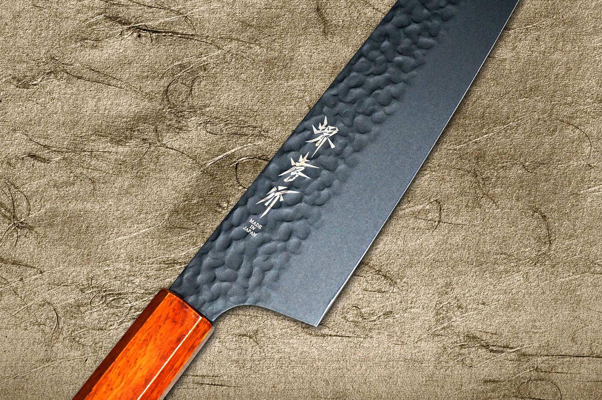 Sakai Takayuki Non-Stick Coating VG10 Hammered WA KUROKAGE Japanese Chef's Kengata-Santoku Knife 160mm with Japanese Lacquered Gloss Oak Handle 