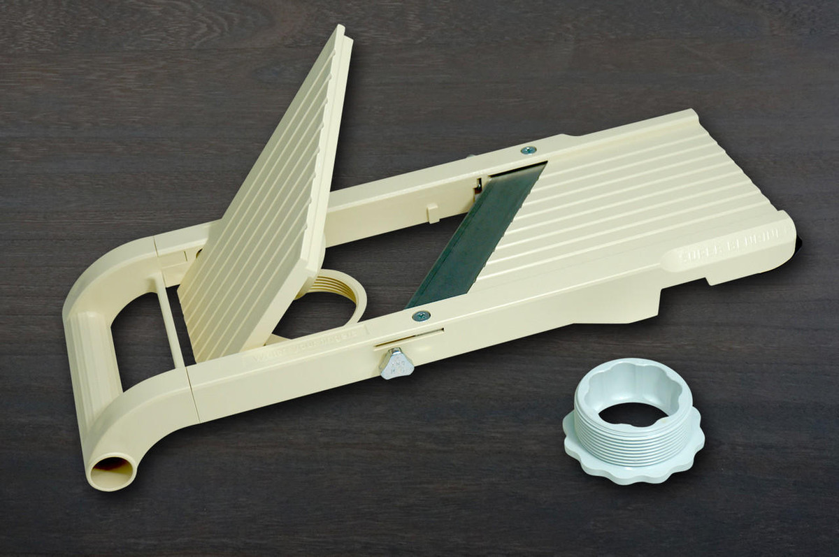 Benriner Japanese Mandolin All-Purpose Vegetable Slicer (No.95 - Super Benriner) 
