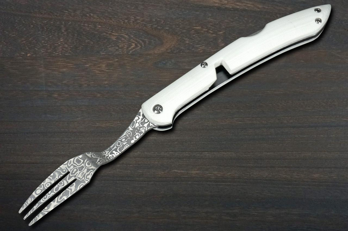Takeshi Saji Folding R2(SG2) Black Damascus Fork 88mm with White Micarta Handle 
