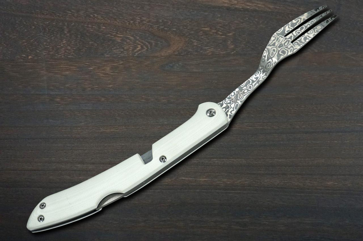Takeshi Saji Folding R2(SG2) Black Damascus Fork 88mm with White Micarta Handle 