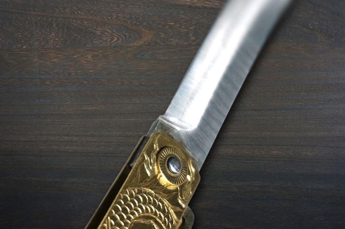 HIGONOKAMI Nagao Kanekoma Aogami Engraving Folding Kritsuke-Petty Knife(Utility) 90mm with Golden Brass Handle [Holy Beasts - SEIRYU] 
