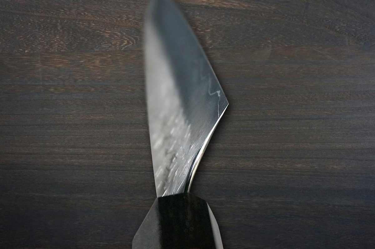 Yoshimi Kato R2 HYO gehämmertes japanisches Kochmesser Slicer (Sujihiki) 270mm mit achteckigem Griff mit Ebenholzring