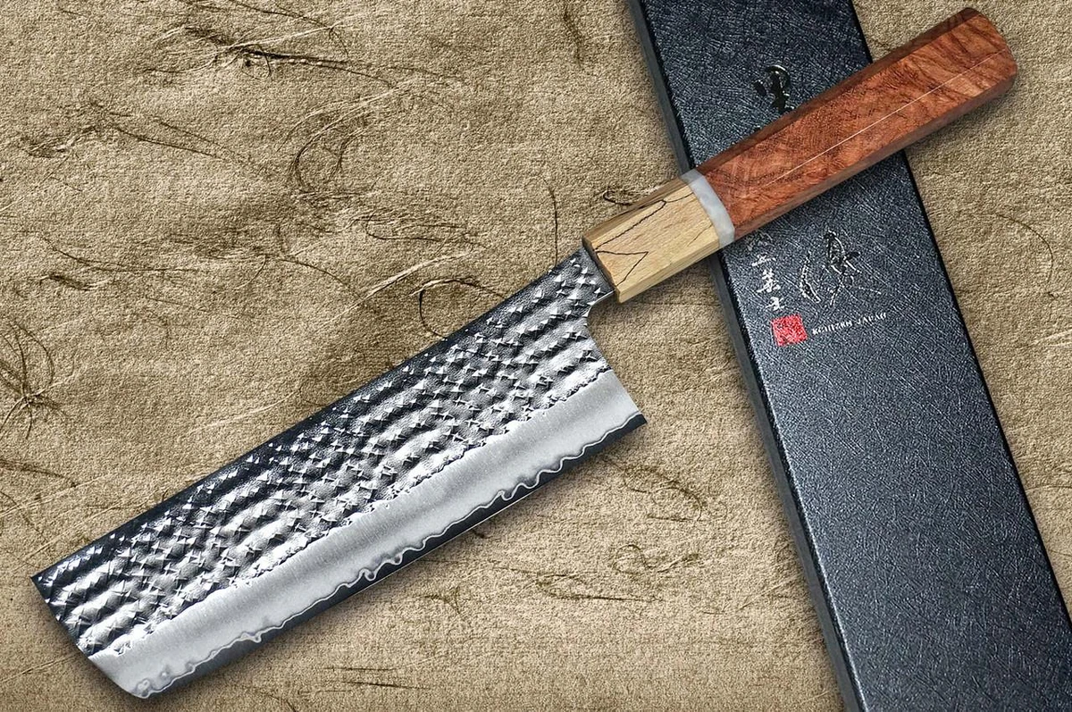 Yu Kurosaki R2(SG2) Hammered SENKO-EI WA KR8MP Japanese Chef's Nakiri(Vegetable) 165mm with Karin Lump Wood with Maple Ferrule 