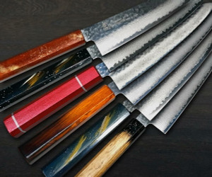 main Sakai Takayuki 33-Layer VG10 Damascus Urushi