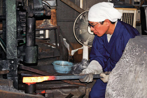 Sakai Takayuki Hienn (Aogami 2 steel) Japanese Chef's Kengata