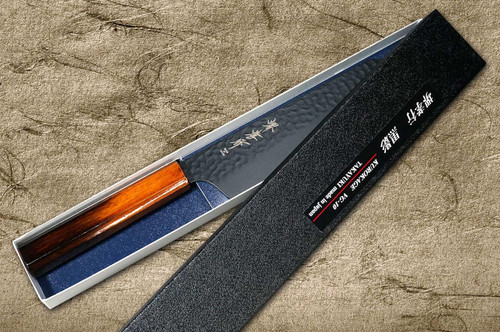 Sakai Takayuki Non-Stick Coating VG10 Hammered WA KUROKAGE Japanese Chef's Kengata-Santoku Knife 160mm with Japanese Lacquered Gloss Oak Handle 