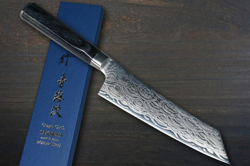 Sakai Takayuki SEIGAIHA Grand Chef Damascus Japanese Chef's Kengata-Santoku Knife 160mm with Double-Metal Black Wood Handle [45 Layered Damascus & Wave] 