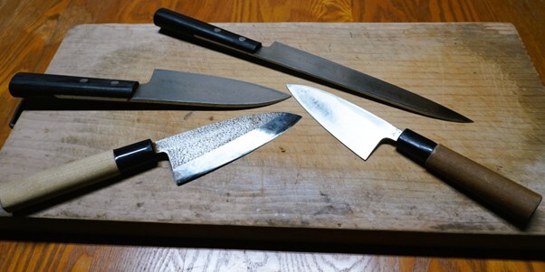 A knife often compared to boning knives A knife often compared to boning knives