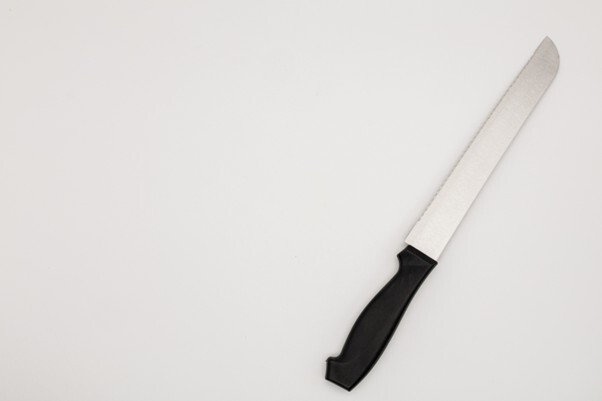 How to Choose a Bread Knife How to Choose a Bread Knife