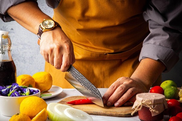 What is a Santoku Knife? Professional’s Guide to Choosing and Comparison Table