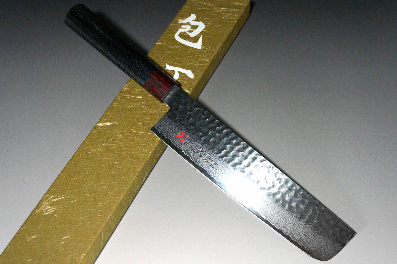 Iseya I-series 33 Layer VG-10 Damascus Hammered Japanese Chef's