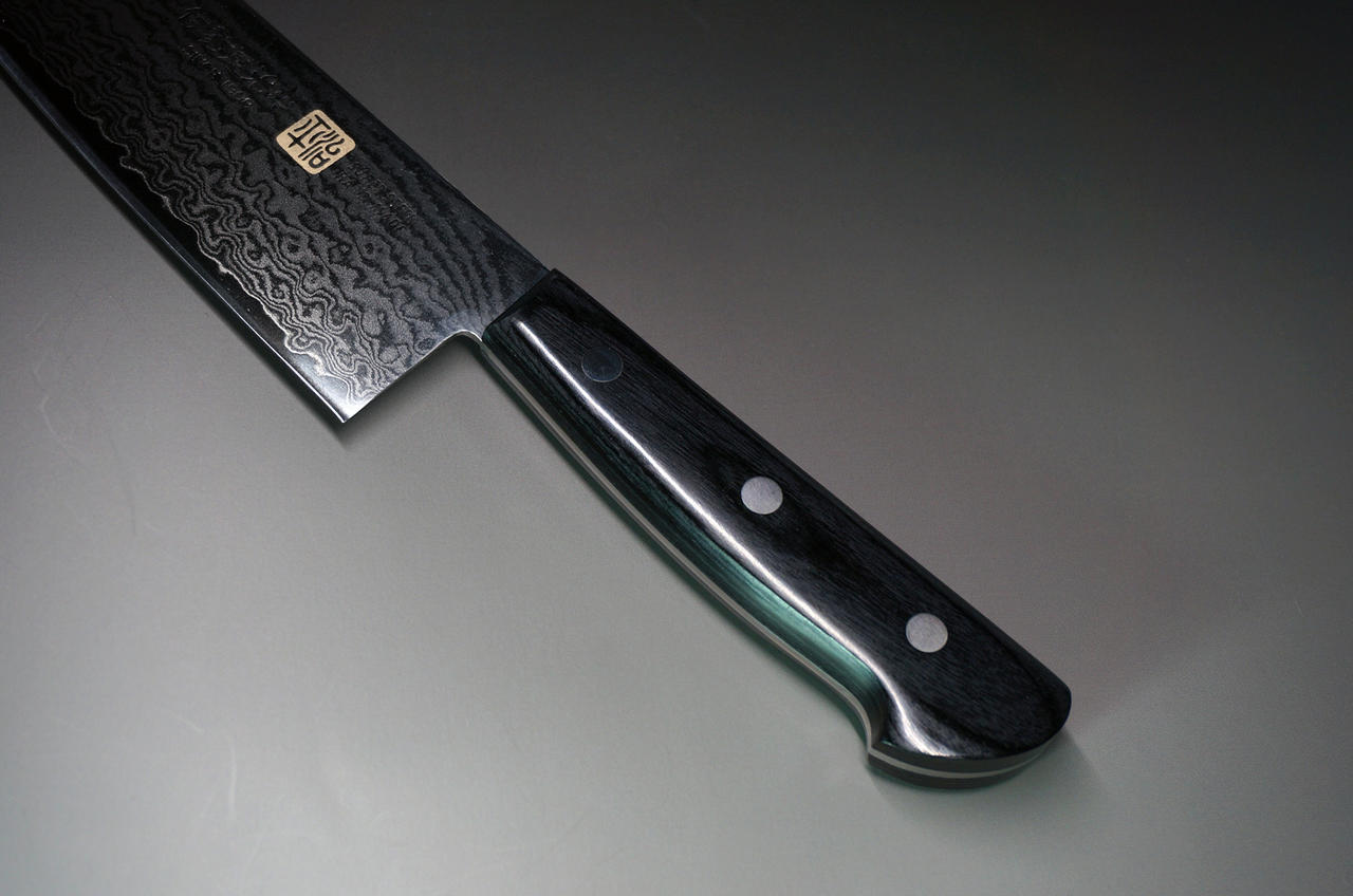 https://cdn11.bigcommerce.com/s-attnwxa/images/stencil/original/products/2257/180643/iseya-iseya-g-series-33-layer-vg-10-damascus-japanese-chefs-gyuto-knife-210mm__69984.1641272707.jpg?c=2&imbypass=on&imbypass=on