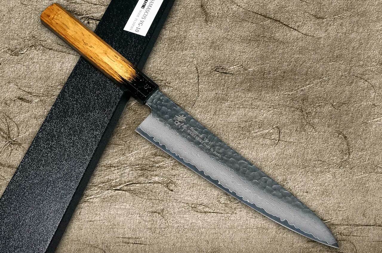 https://cdn11.bigcommerce.com/s-attnwxa/images/stencil/original/products/4098/170781/sakai-takayuki-sakai-takayuki-33-layer-vg10-damascus-urushi-chefs-gyuto-knife-210mm-with-japanese-lacquered-oak-handle-kokushin__40035.1627544394.jpg?c=2&imbypass=on&imbypass=on