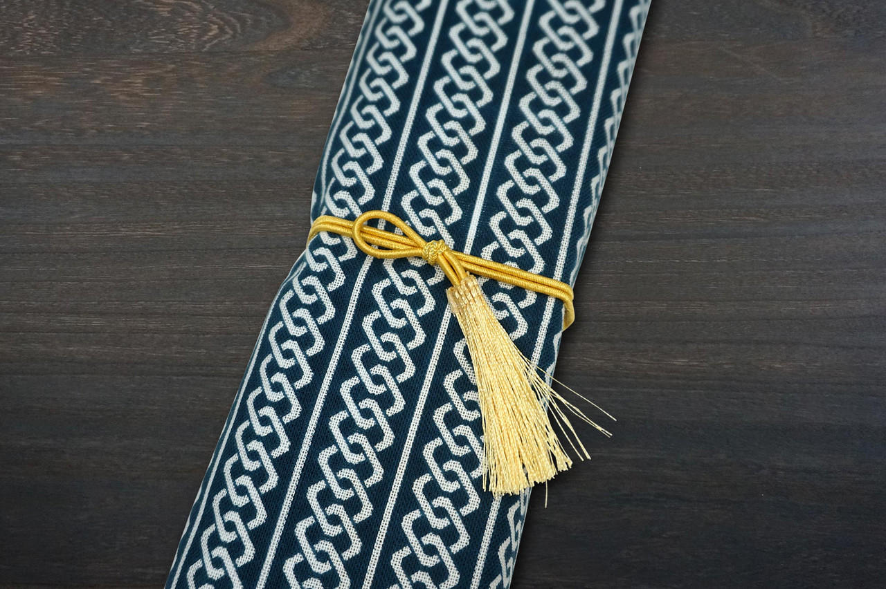 Holiday How-To: Gift Wrapping with Tenugui Cloth – Schoolhouse