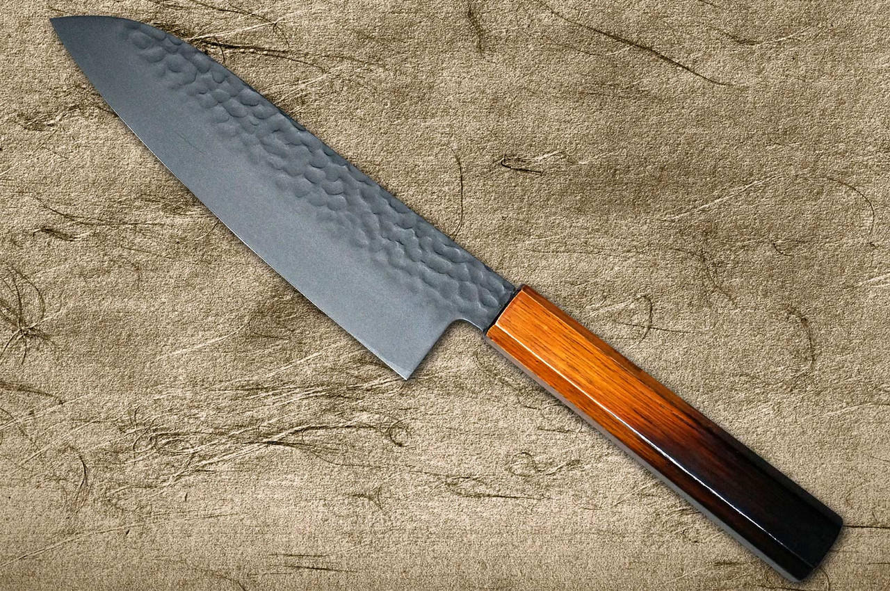 堺孝行不粘涂层VG10锤击WA KUROKAGE 日本厨师用三德刀170毫米，日本漆