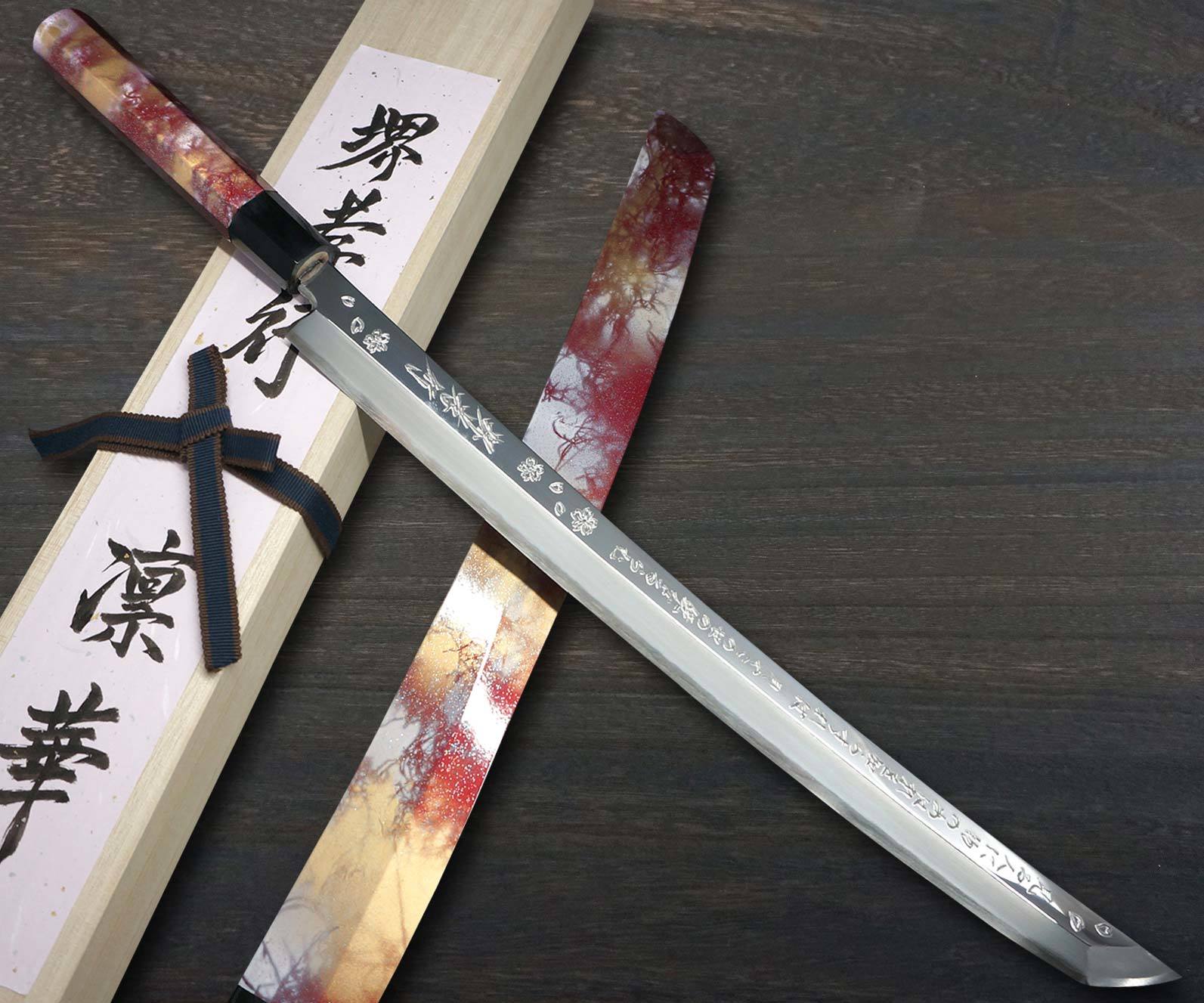 Mitsumoto Sakari 7 inch Damascus Japanese Chef's Knives, Hand Forged AUS-10 Kiritsuke Chef Knife with Pakkawood Handle, Professional Super Stainless