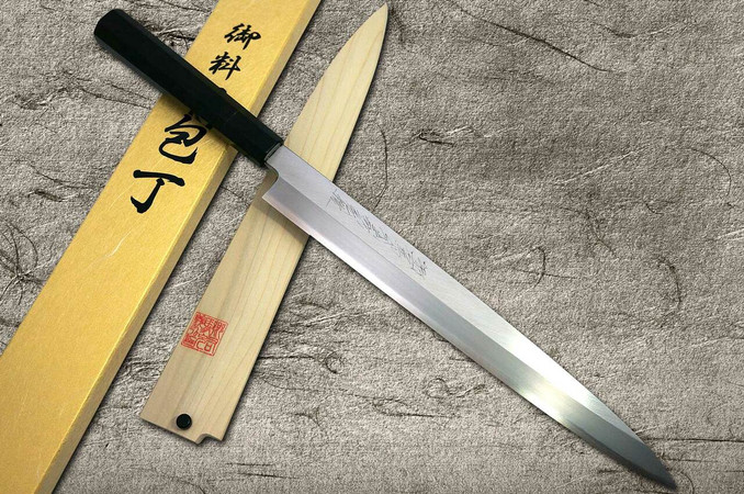 https://cdn11.bigcommerce.com/s-attnwxa/products/3695/images/172650/yoshihiro-yoshihiro-gingami-no.3-g3hc-e-japanese-chefs-yanagibasashimi-300mm-with-saya-sheath-and-ebony-handle__05880.1627547332.720.450.jpg?c=2