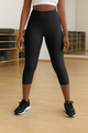 FlexFlow yoga capri leggings black