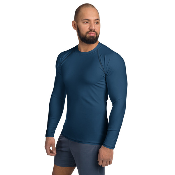 Men’s Long-Sleeve Rash Guard brings flexible comfort, sun coverage, and dependable performance to every session.