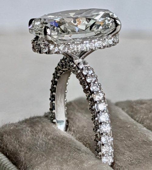 (Sold) 5.05 ct IGI Certified E VS1 Oval Diamond Engagement Ring 14K White Gold Pave Halo