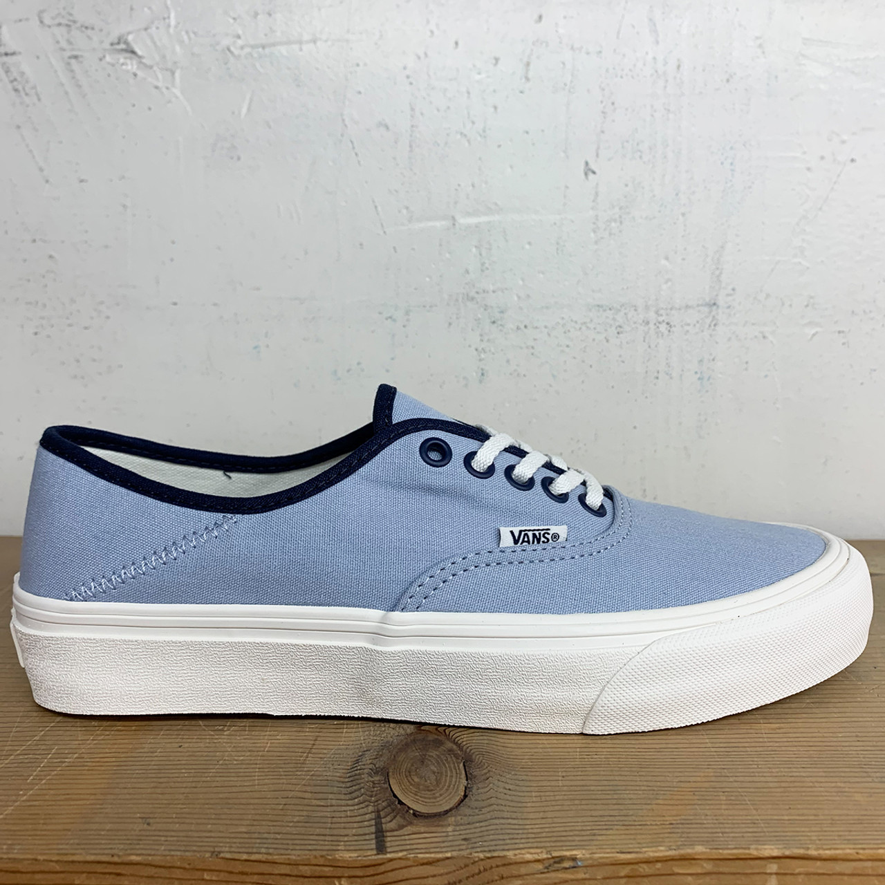 vans surf authentic