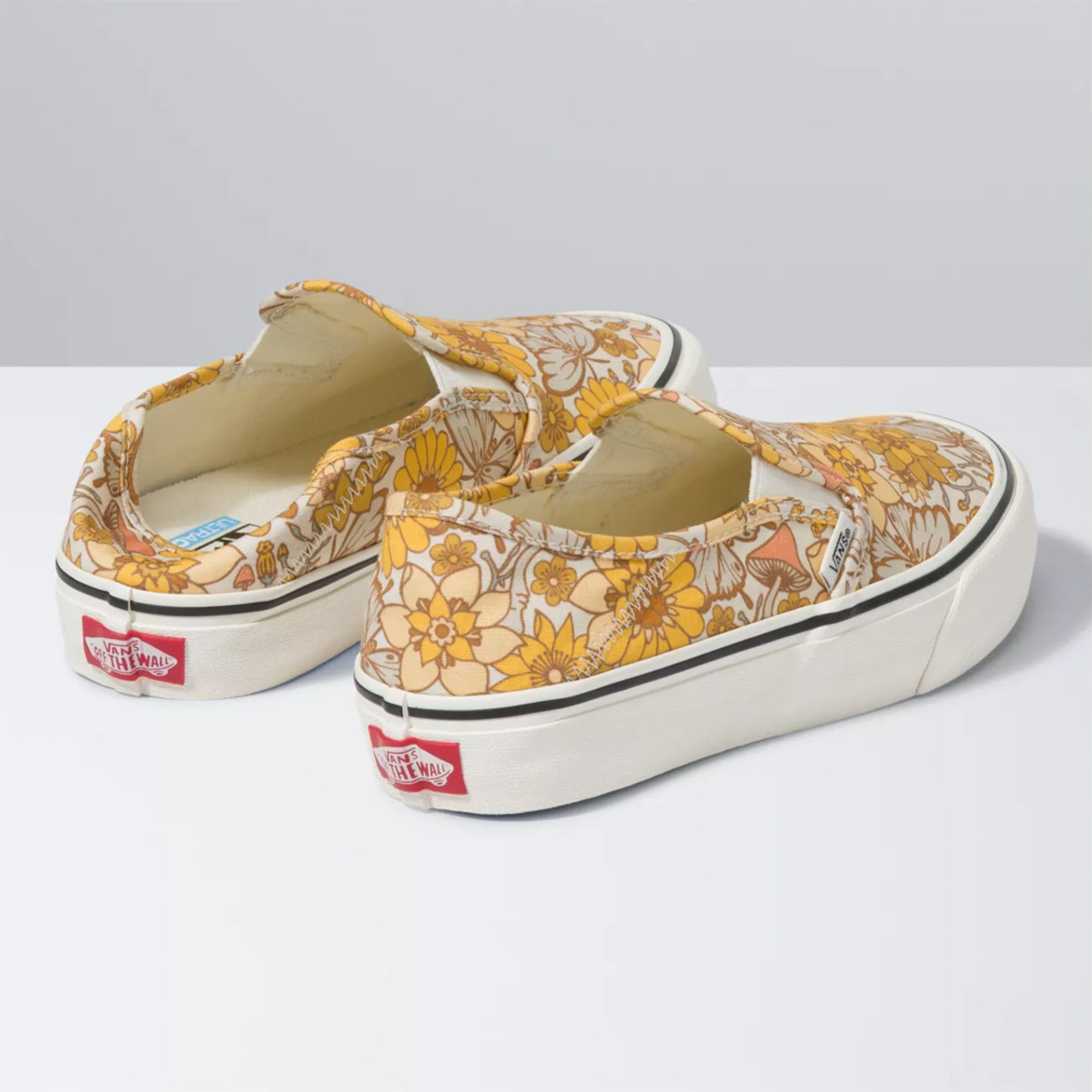 vans trippy floral authentic sf