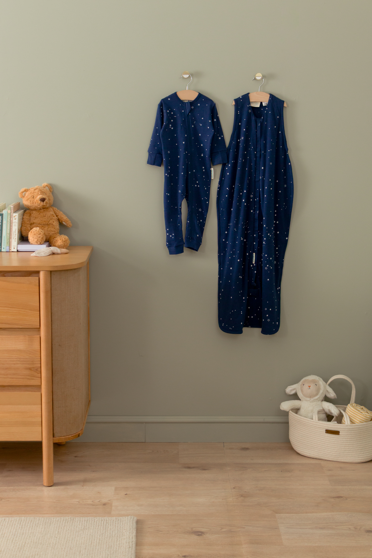 Woolbabe 3 Seasons Front Zip Merino/Organic Cotton Sleeping Bag - Tekapo Stars