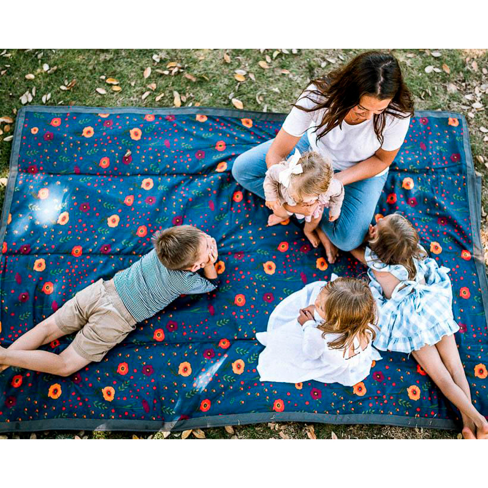 Outdoor Blanket - 5 x 7 - Midnight Poppy