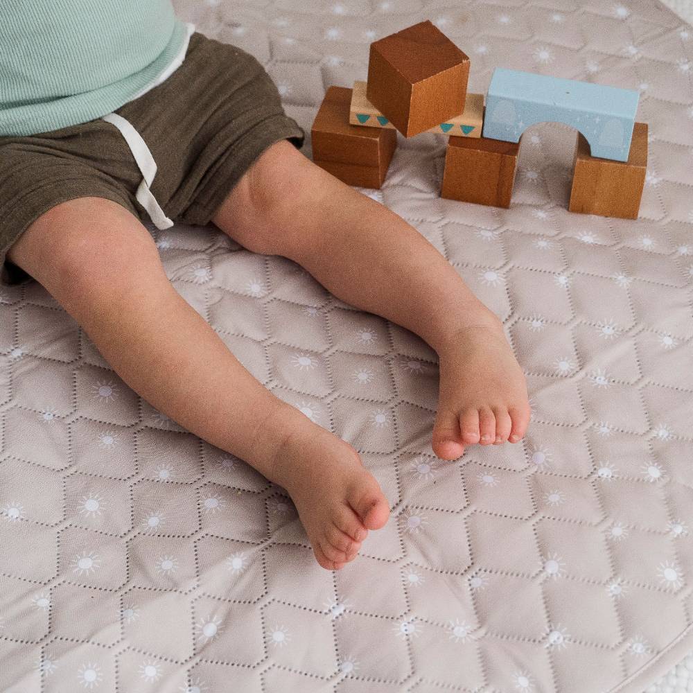 Medium Waterproof Quilted Play Mat - Oat Sunshine - 100cm